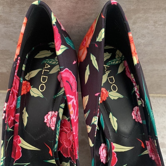 Aldo Floral Pointy Toe Stiletto Heels - Picture 6 of 7